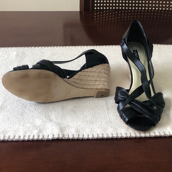Nine west black leather wedges, perfect condition - Picture 7 of 7